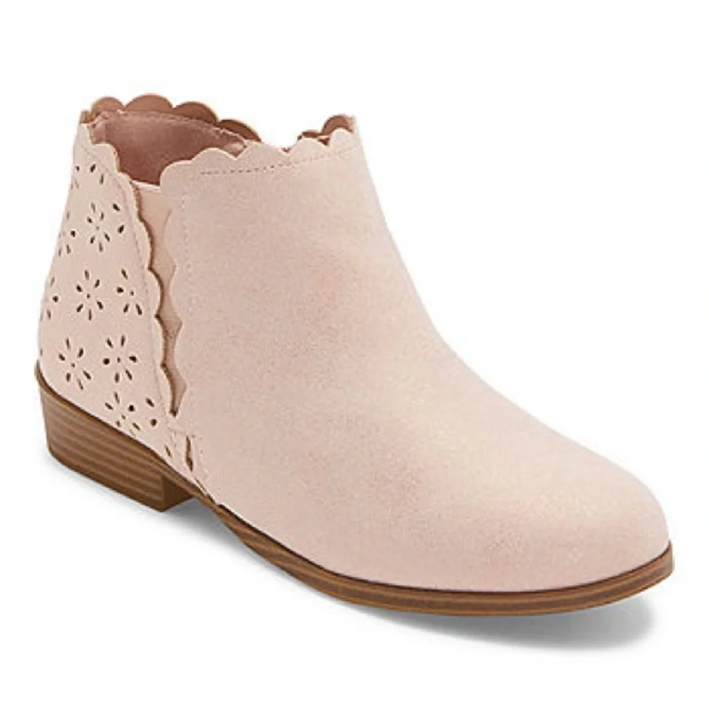 Thereabouts Girls Pima Stacked Heel Booties faux suede Taupe Shimmer scalloped